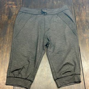 Sillin Inc. men’s drawstring joggers shorts dark Heather gray. No holes/stains